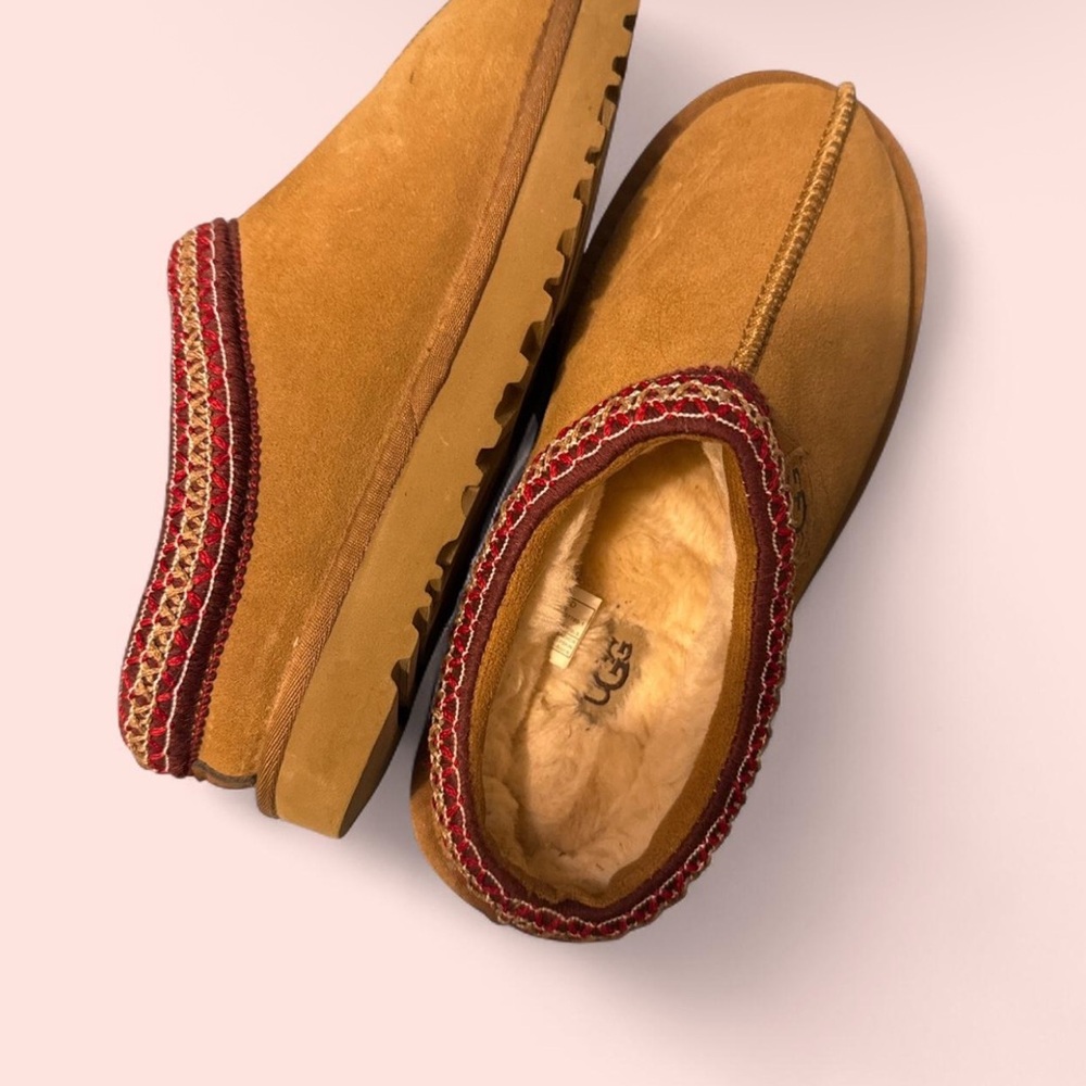 UGG Women's Tasman